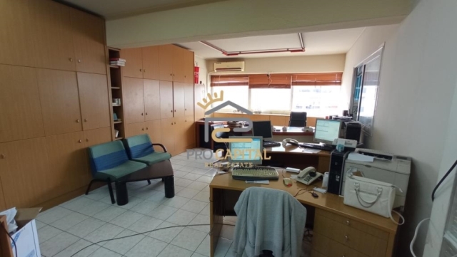 (Προς Ενοικίαση) Επαγγελματικός Χώρος Γραφείο || Θεσσαλονίκη Κέντρο/Θεσσαλονίκη - 255 τ.μ, 1.200€ 