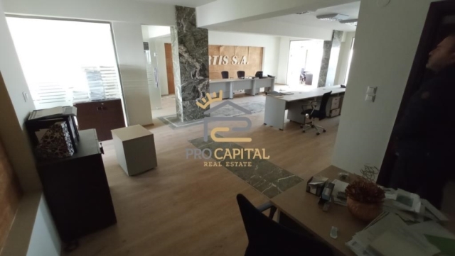 (For Sale) Commercial Office || Thessaloniki Center/Thessaloniki - 170 Sq.m, 200.000€ 