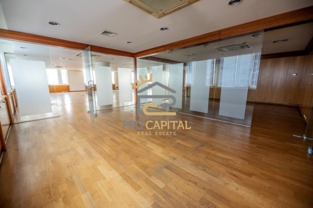 (For Rent) Commercial Office || Thessaloniki Center/Thessaloniki - 1.905 Sq.m, 10.000€ 