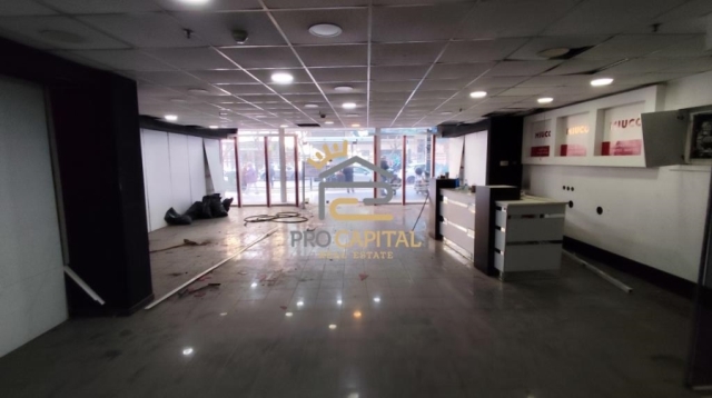 (Προς Ενοικίαση) Επαγγελματικός Χώρος Κατάστημα || Θεσσαλονίκη Κέντρο/Θεσσαλονίκη - 900 τ.μ, 15.000€ 
