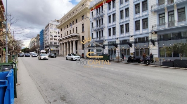 (Προς Ενοικίαση) Επαγγελματικός Χώρος Κατάστημα || Θεσσαλονίκη Κέντρο/Θεσσαλονίκη - 220 τ.μ, 3.000€ 