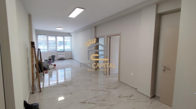 (Προς Ενοικίαση) Επαγγελματικός Χώρος Γραφείο || Θεσσαλονίκη Κέντρο/Θεσσαλονίκη - 86 τ.μ, 750€ 
