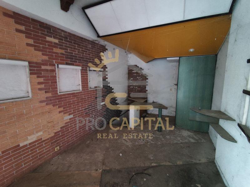 property-img